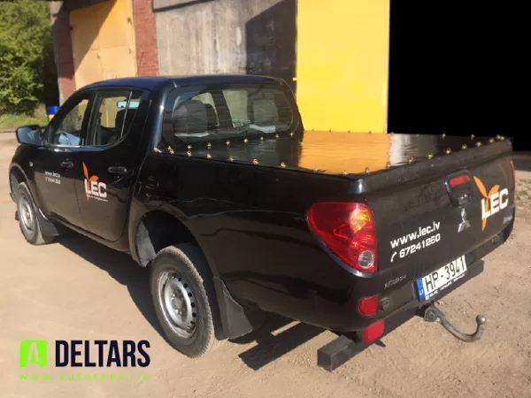Mitsubishi L200 kravas kastes pārsegs melns