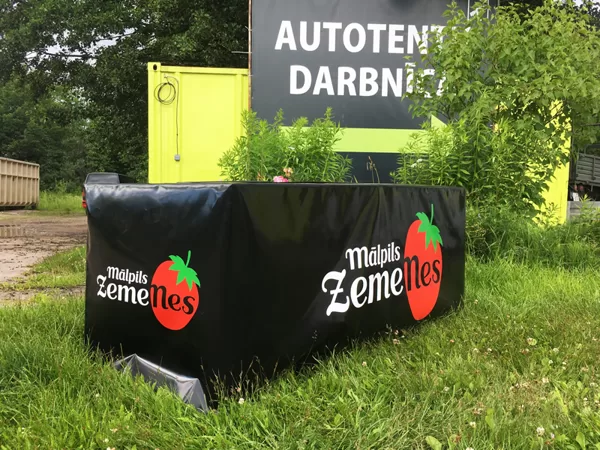 MĀLPILS ZEMENES KRĀSOTS