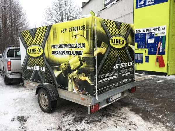 REKLĀMA-UZ-AUTO-PIEKABĒM-PVC-27
